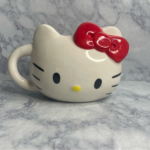 Hello Kitty Mug - Picture 1 of 6